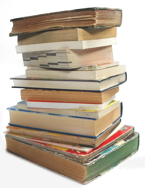 Una pila de libros antiguos y modernos —  Fotos de Stock