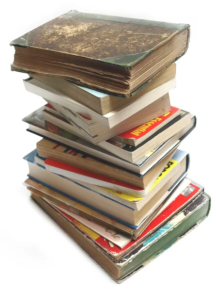 Ein Stapel alter und moderner Bücher — Stockfoto