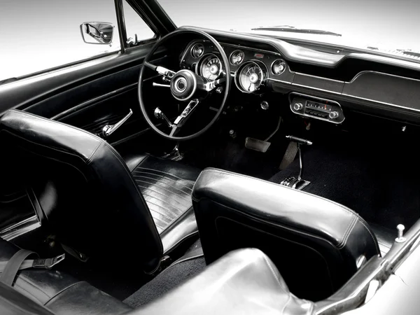 Interior of the classic sports car — Stock Photo, Image