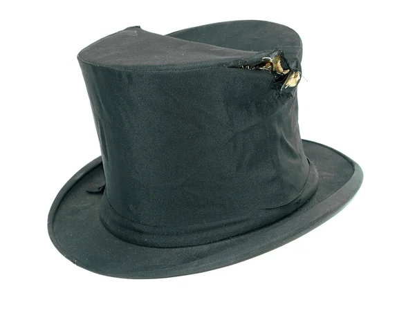 Vintage złamane czarny top kapelusz na białym tle ag — Zdjęcie stockowe