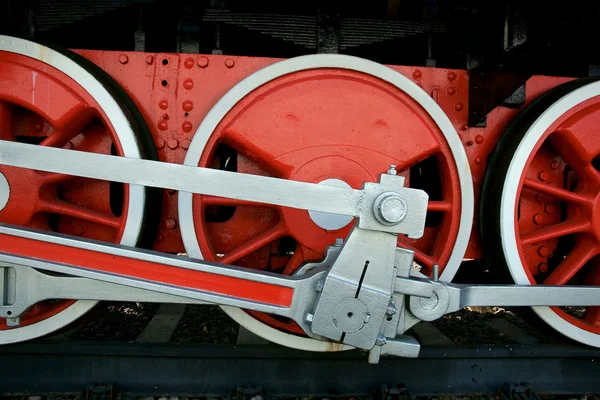 Wheels of an ancient steam locomotive — Stock Photo, Image