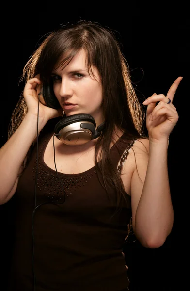 헤드폰 음악을 즐기는 여자 — 스톡 사진