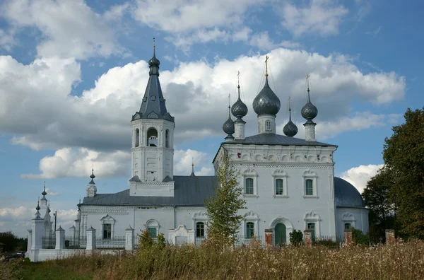Altes Kloster in Russland. — Stockfoto