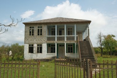 Abhazya Savaşı'ndan sonra boş evlerde