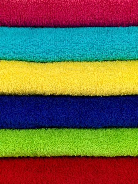 Gekleurde badkamer handdoeken — Stockfoto