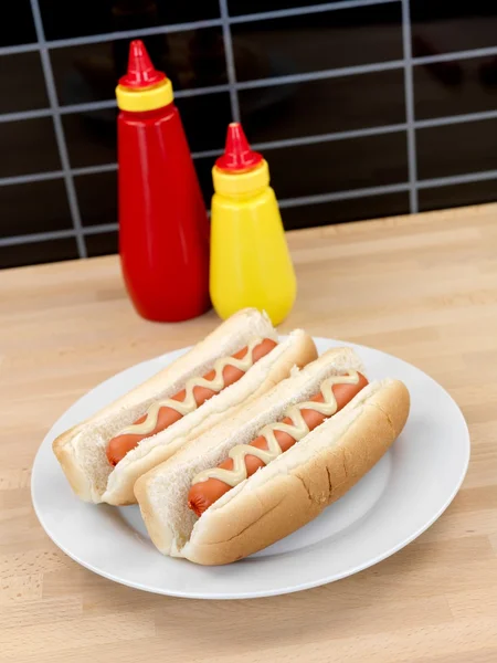 Hotdogs — Stockfoto