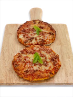 Mini pizzalar