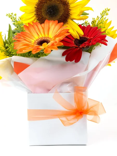 Basket Of Flowers — Stock Photo, Image