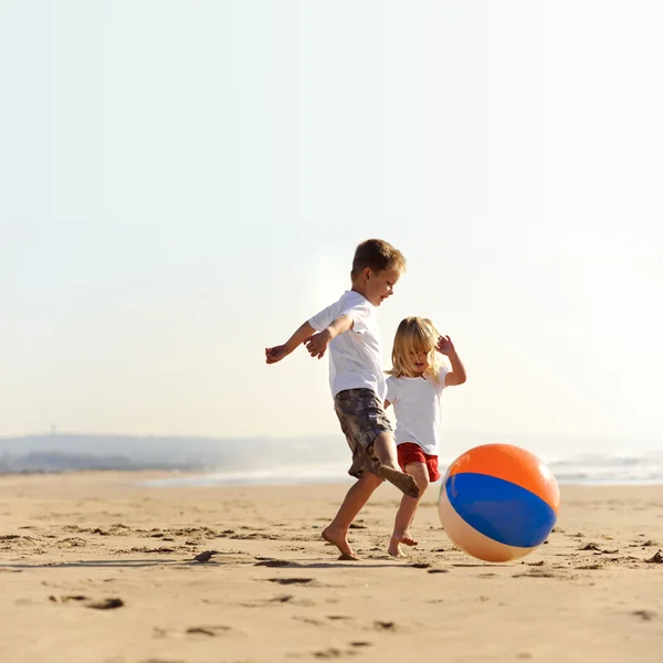 Piłka plażowa radość — Zdjęcie stockowe