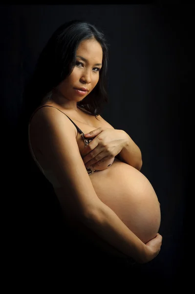Asiatische Schwangerschaft — Stockfoto