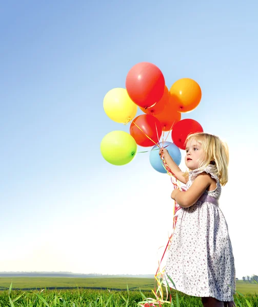 Πολύχρωμο μπαλόνι κορίτσι — Φωτογραφία Αρχείου