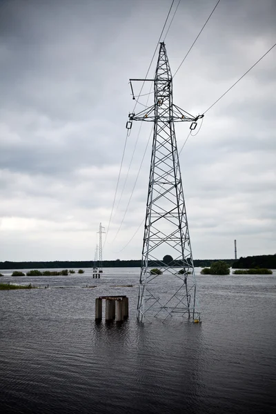 Stromleitungen überflutet — Stockfoto