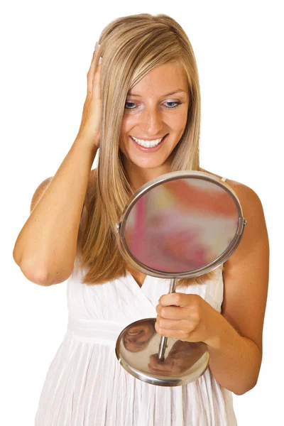 Blond kvinna med spegel isolerade — Stockfoto