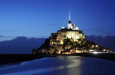 Mont-Saint-Michel clipart