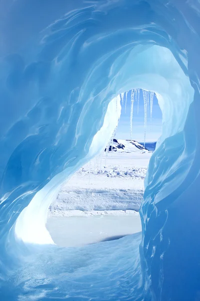 Caverna de gelo Fotos De Bancos De Imagens