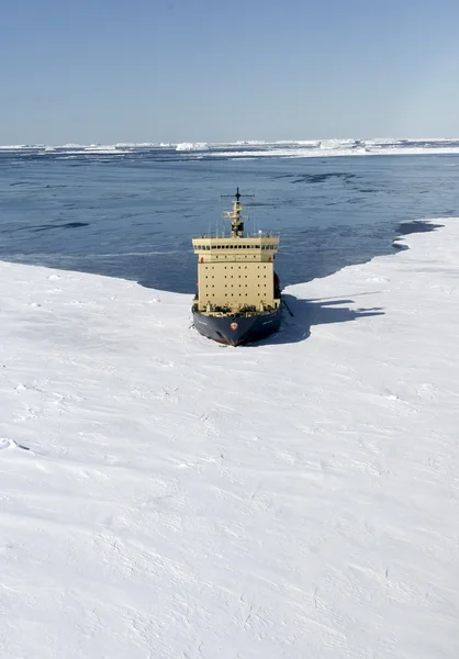 Icebreaker on Antarctica — Stock Photo, Image