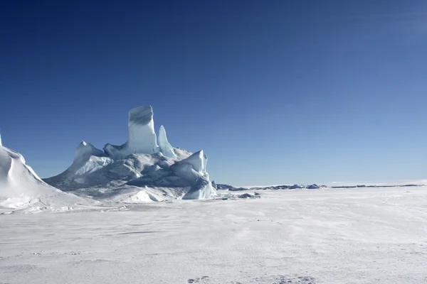Iceberg — Stock Photo, Image