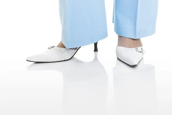 Weiße Schuhe — Stockfoto
