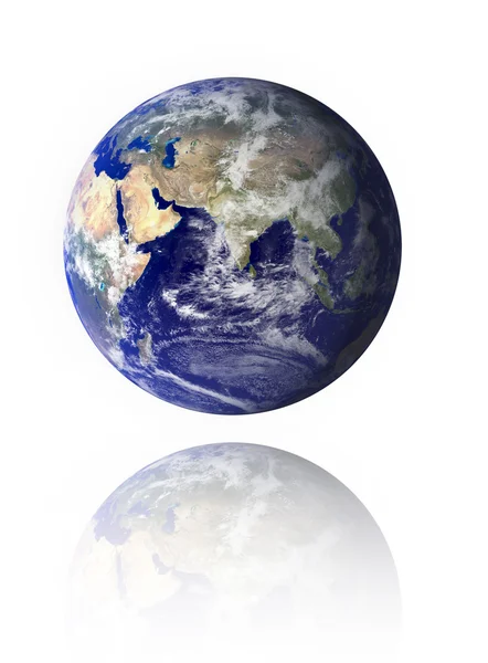 Unsere Eigene Erde Vor Weißem Hintergrund Mit Reflexion Karten Stammen — Stockfoto