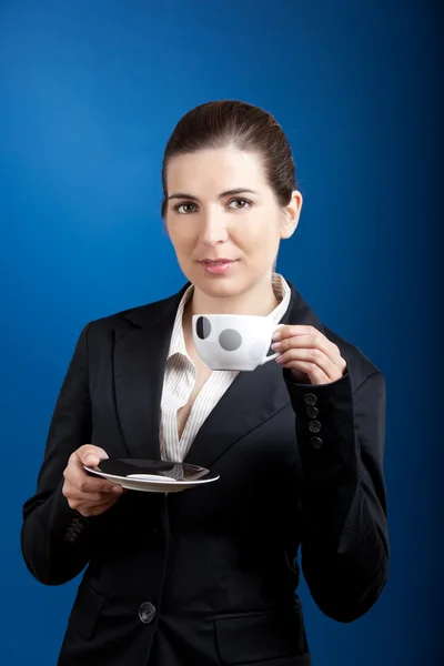 Dricka en kopp kaffe — Stockfoto