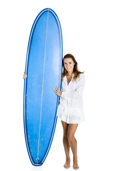 Frau mit Surfbrett — Stockfoto