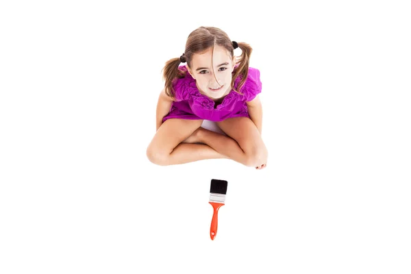 Dítě s natěračské štětky — Stock fotografie