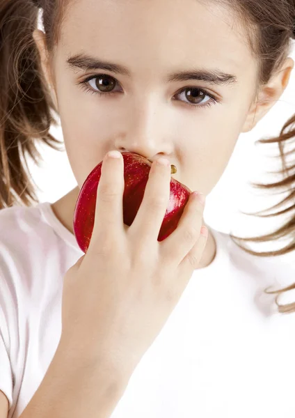 Съесть яблоко — стоковое фото