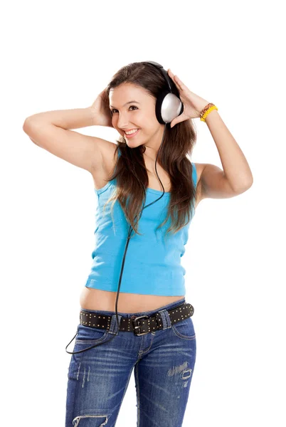 年轻的女孩听着音乐 — 图库照片