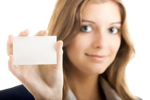 Bela mulher segurando um cartão de visita — Fotografia de Stock