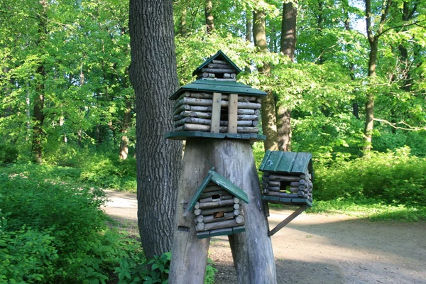 Birdhouse, alimentador — Fotografia de Stock