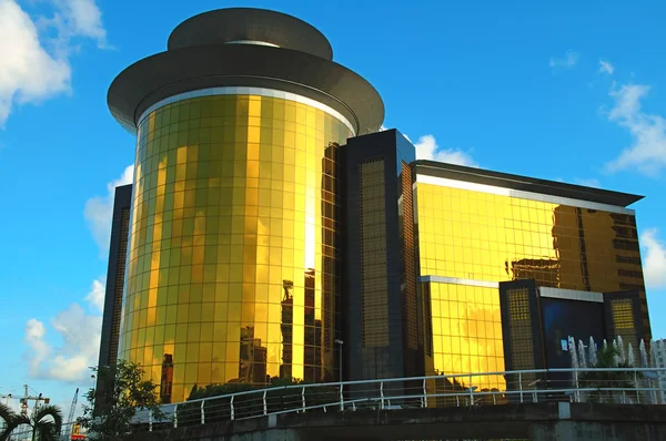 Golden building — Stock Photo, Image
