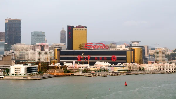 Panorama af byområder med skyskrabere i Macau by - Stock-foto