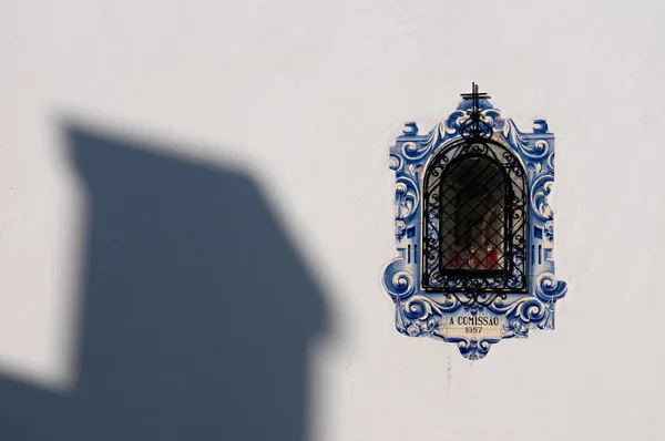 Ingerichte venster, portugal — Stockfoto