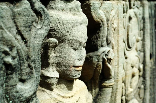 Apsara esculpida, Siem Reap, Camboja — Fotografia de Stock