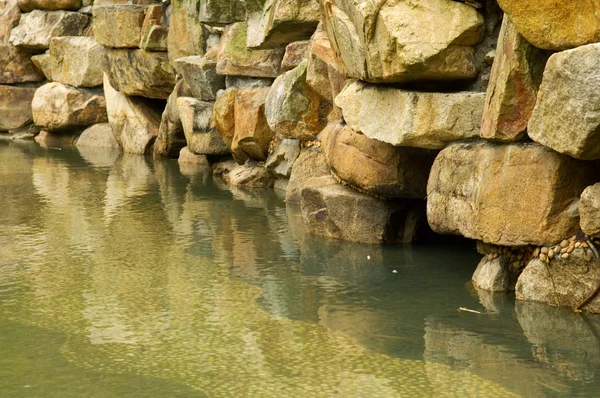 Kamenný rybník — Stock fotografie