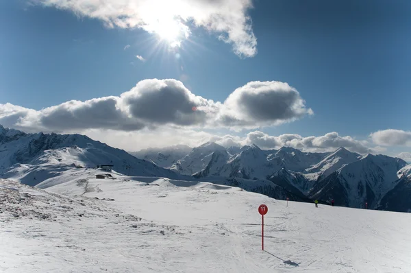 Alplerde beatifull yamaç — Stok fotoğraf