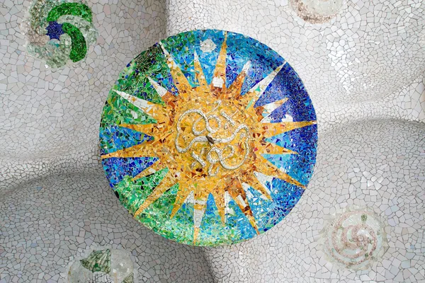 Mosaik im Park Güell — Stockfoto