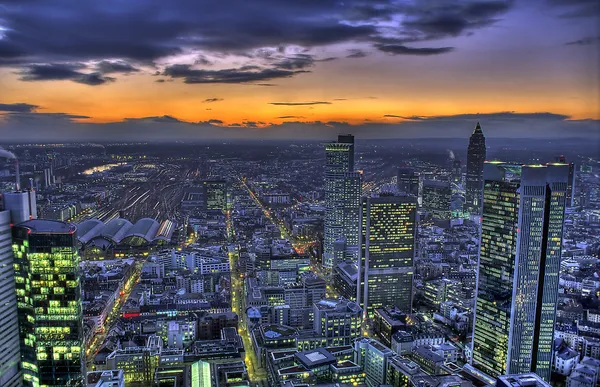 Hdr-Sonnenuntergang über Frankfurt — Stockfoto