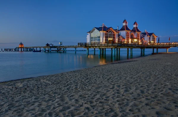 Pier with restaurant in Sellin, Baltic Sea, Germany — Stock Photo, Image