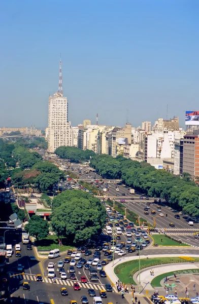 Avenue 9 de Julio in Buenos Aires — Stock Photo, Image