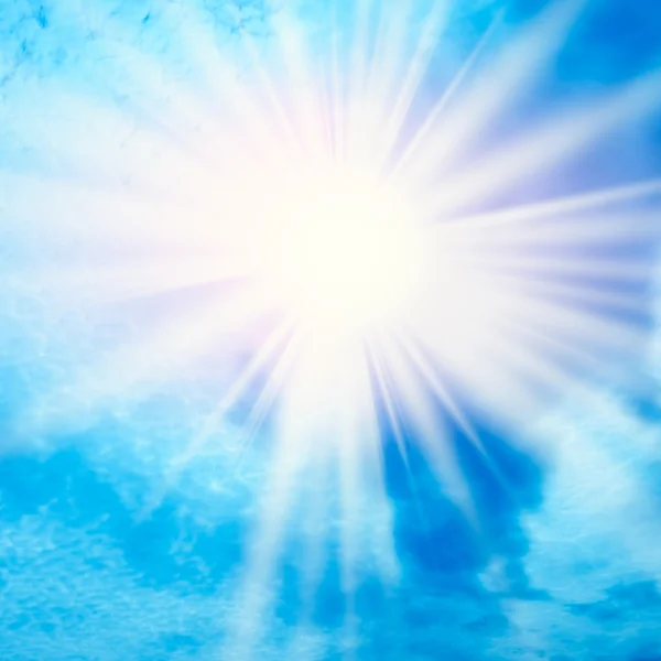 Sol på blå himmel – stockfoto