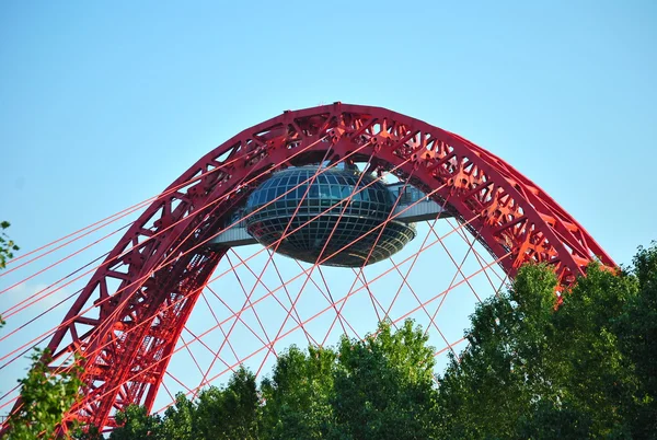 Puente rojo moderno — Foto de Stock