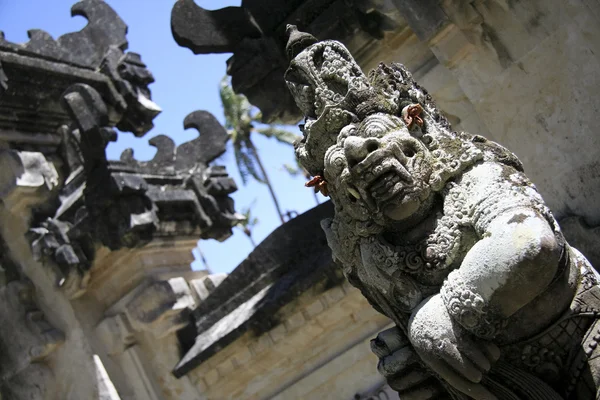 Балійском temple ворота — стокове фото