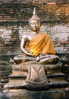 Chiang mai buddha clipart