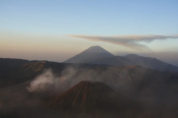 Гунунг бром вулкан Балі — стокове фото