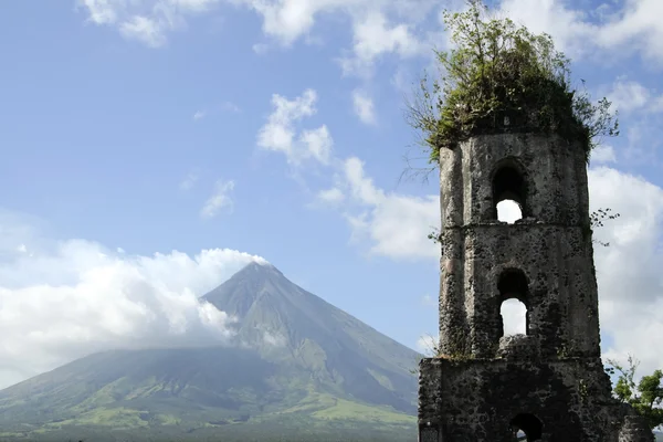 Mayon volcano — Stock Photo, Image