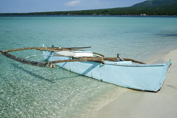 Camiguin canoe — Stock Photo, Image
