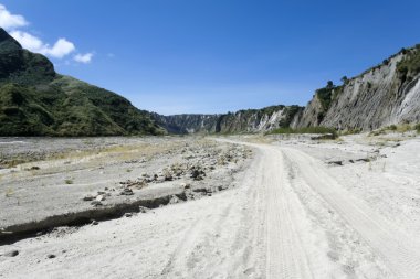 karga Vadisi toprak yol