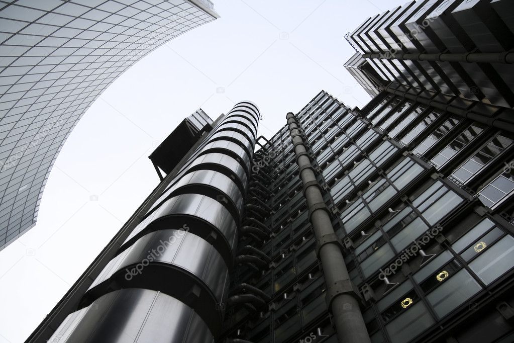 City of london modern architecture lloyds building uk