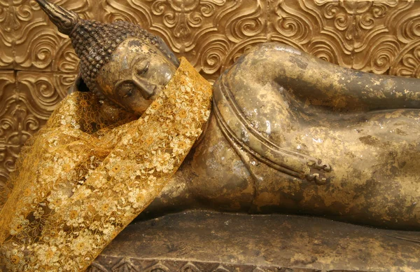 Reclining buddha — Stock Photo, Image